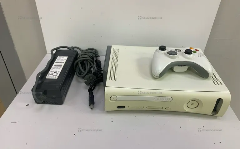Приставка Xbox 360 (прошитый) 60gb 30игр