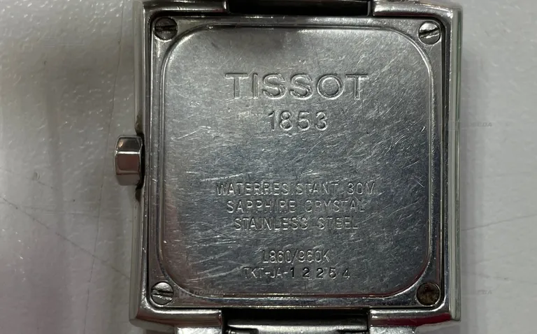 Часы tissot 1853