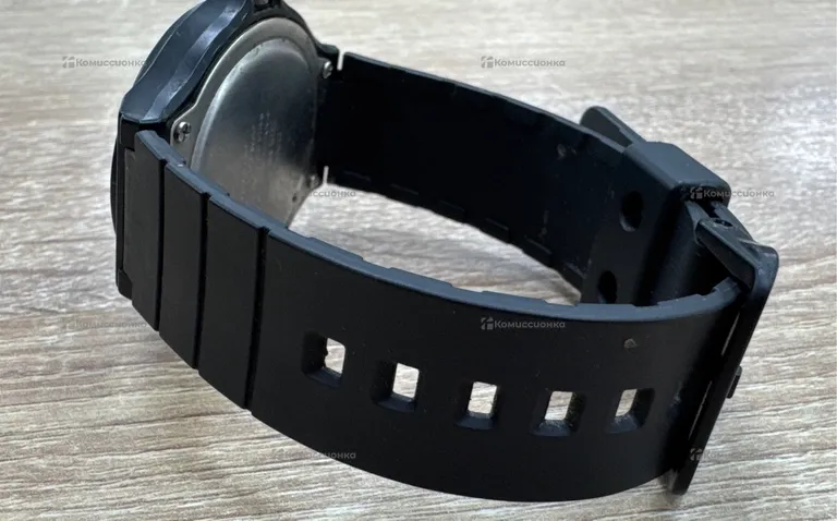 Часы Casio