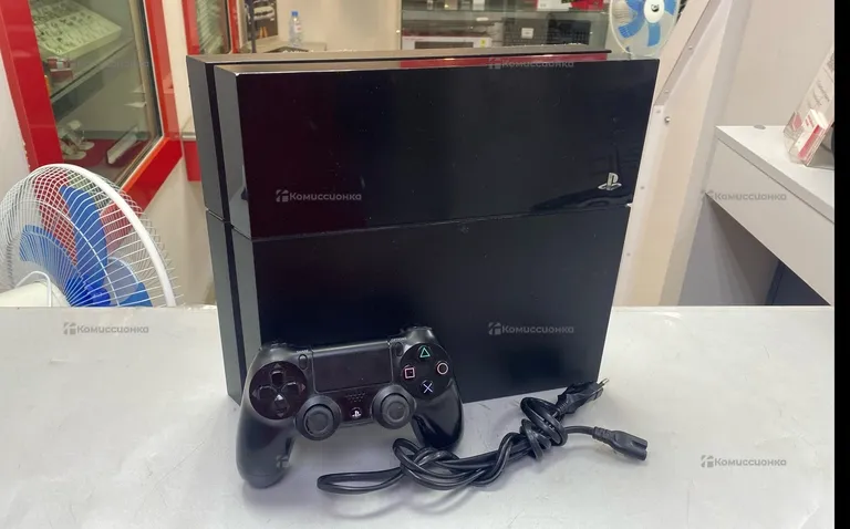 Приставка Sony Play Station 4 Fat 500gb