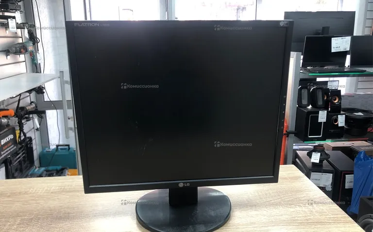 Монитор LG Flatron L1953S