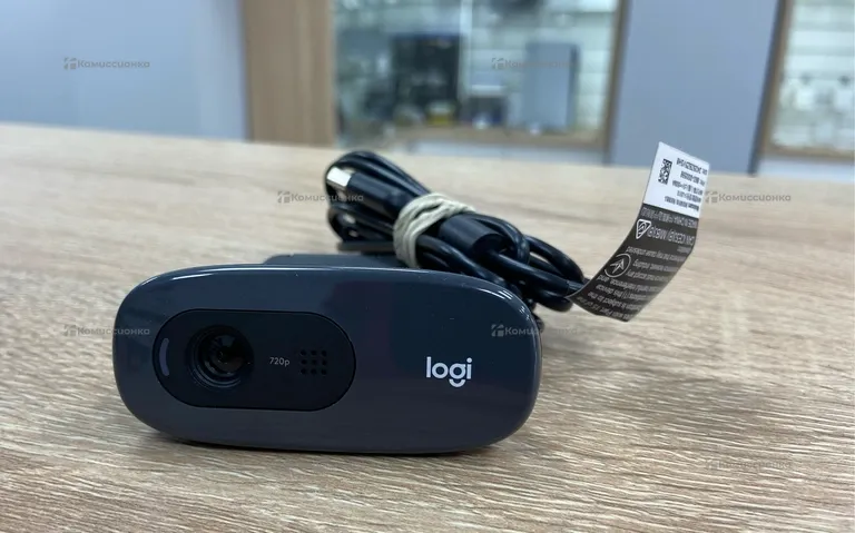 Веб камера Logitech