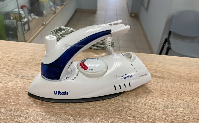Утюг Vitek VT-1220B