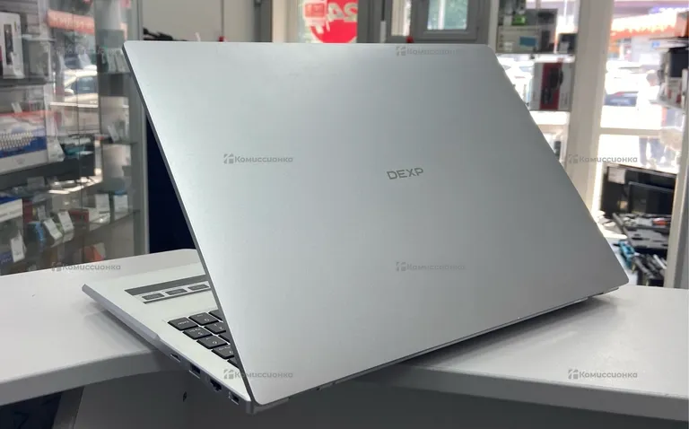 Ноутбук DEXP Aquilin C15-ICW300
