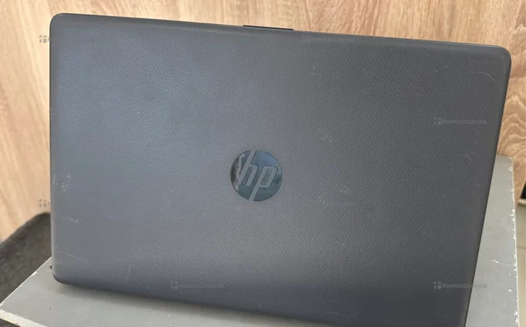 Ноутбук HP 250 G7