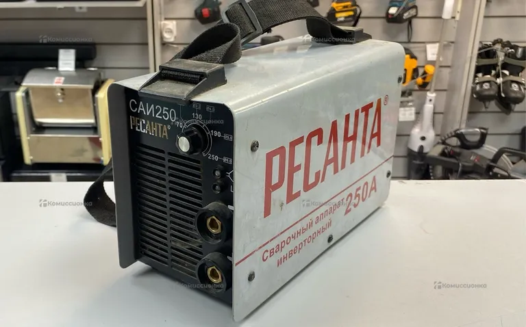 Сварочный аппарат РЕСАНТА САИ-250А