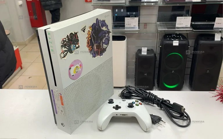 Xbox One S 500 ГБ