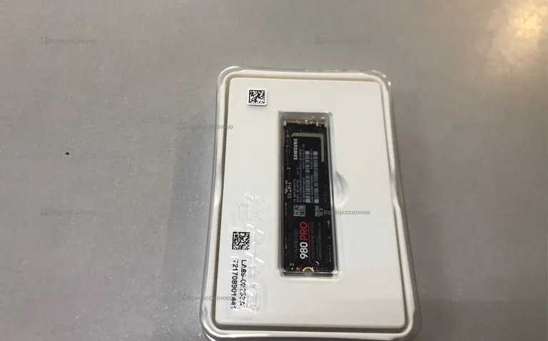 Жесткий диск samsungm2 980pro 250gb