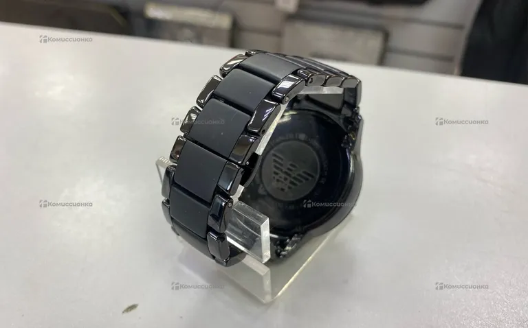 Часы  Emporio Armani