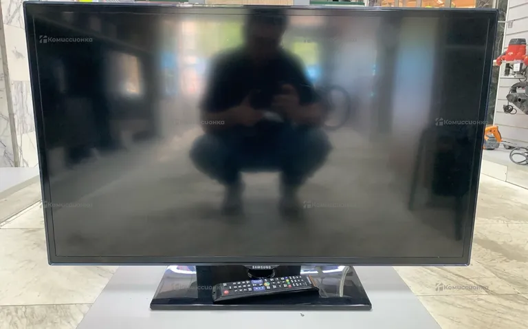 Телевизор Samsung UE40ES5537