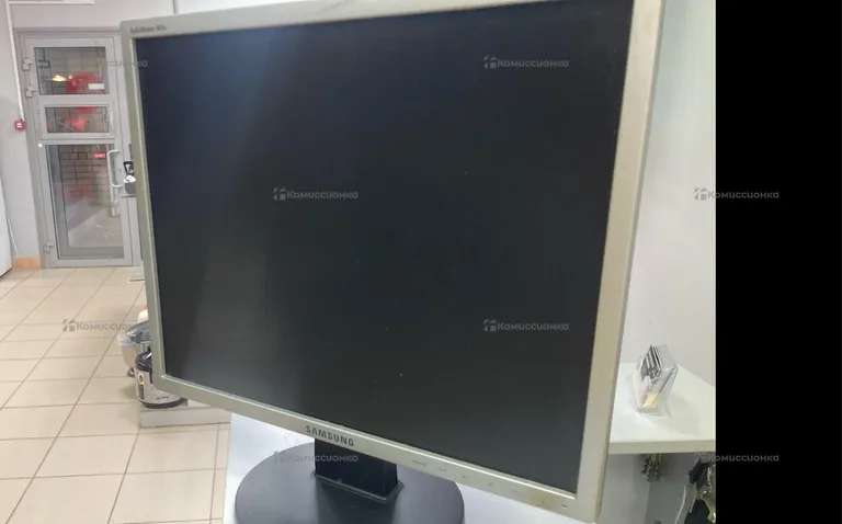 Монитор Samsung Sync Master 943N