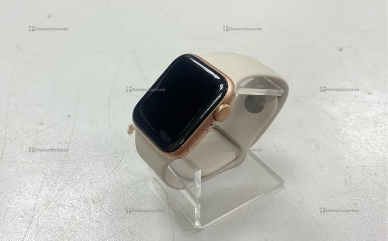 Часы  Apple Watch SE 40mm