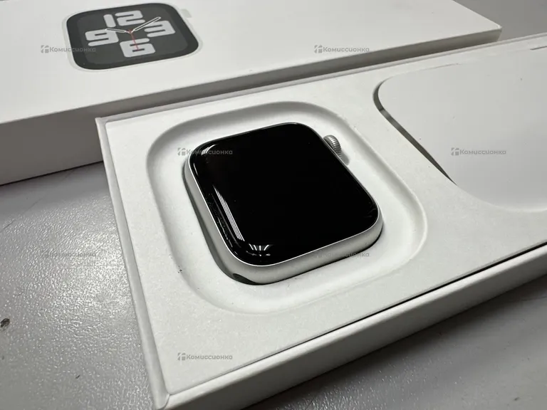 Apple Watch SE 40mm Gen-2