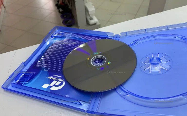 PS4. диск Grand Turismo Sport