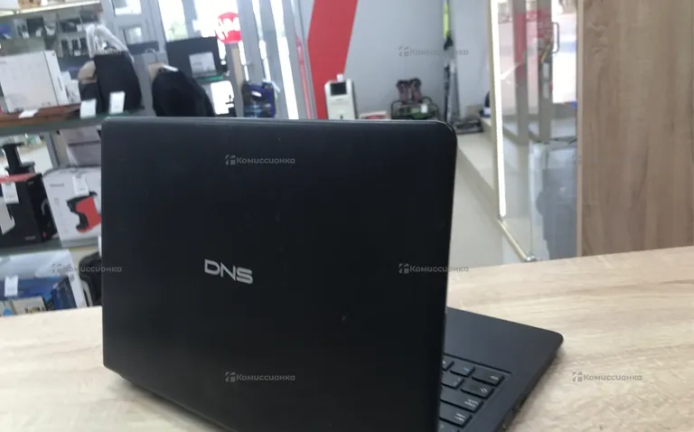 Ноутбук  dns