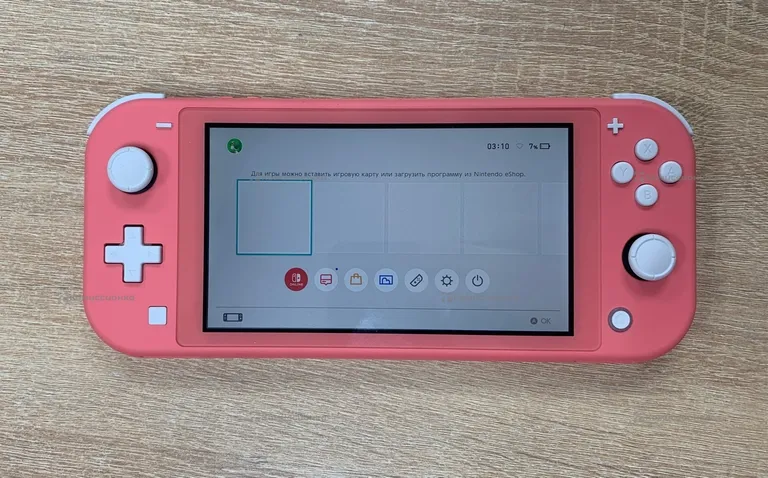 Приставка Nintendo Switch Lite 32 ГБ