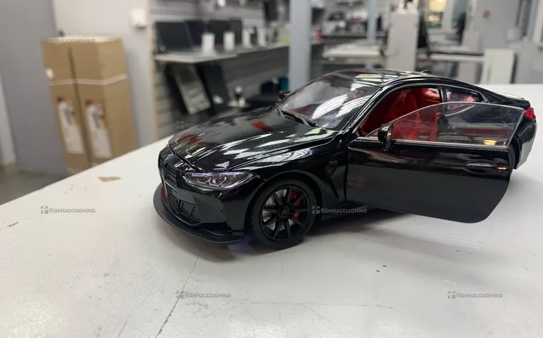 Машинка BMW