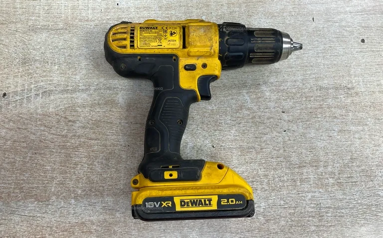 Аккумуляторный шуруповерт DeWalt DCD771-KS