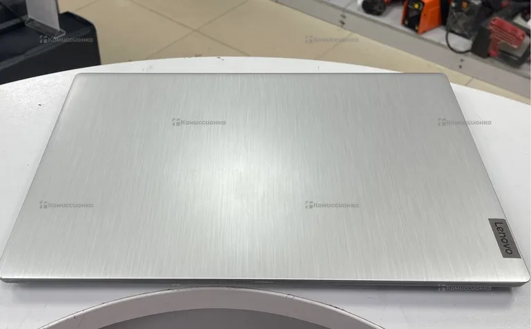 Ноутбук  Lenovo 81WQ