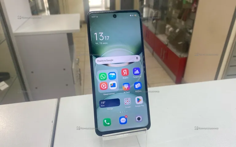 Tecno Spark 30 8/128 ГБ