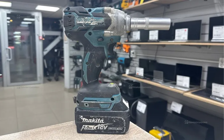 Электрический ударный гайковерт Makita 6906
