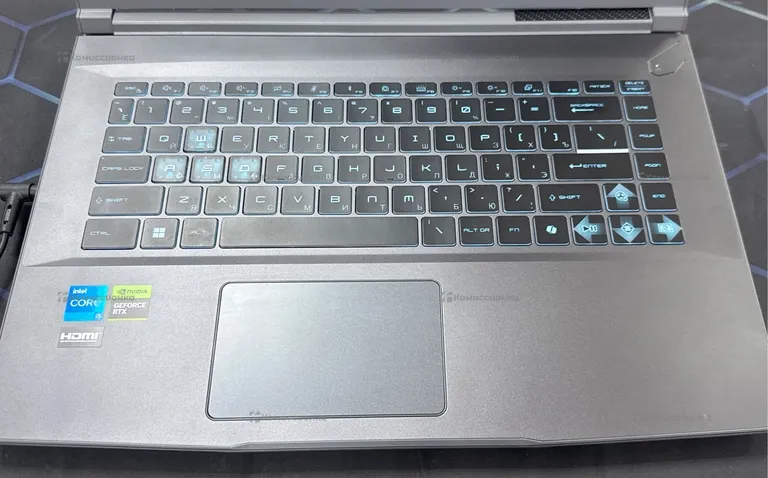 Ноутбук  MSi Thin 15