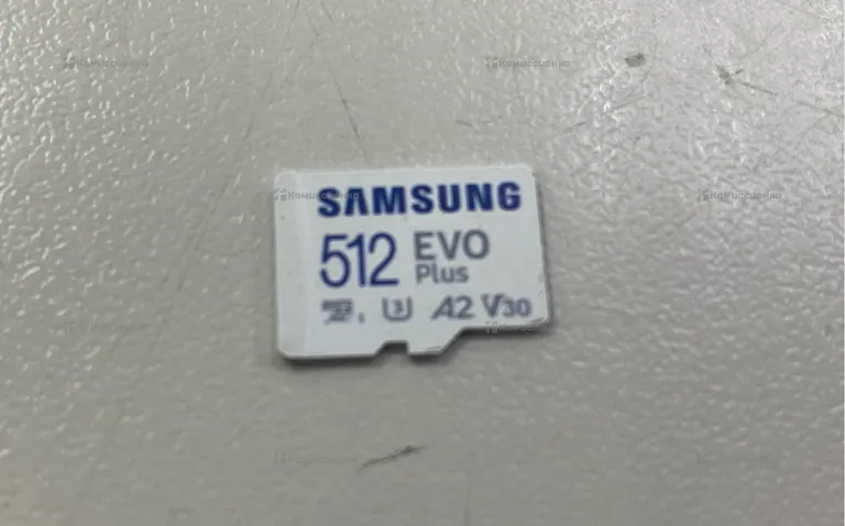Микро флешка Samsung 512 evo