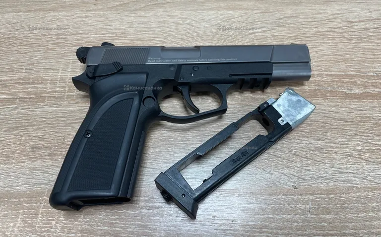 EKOL ES P66