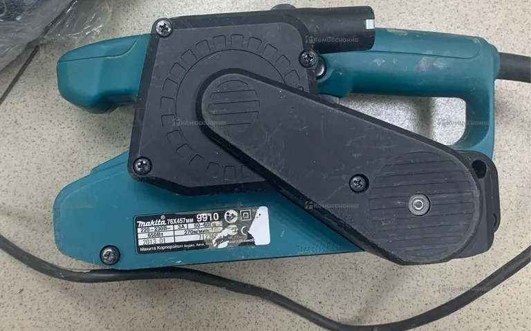 Шлифмашинка Makita 9910