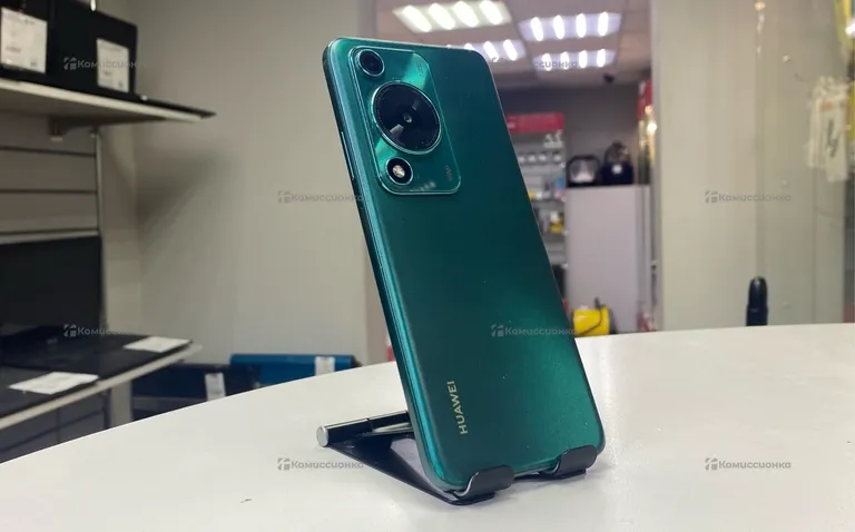 Huawei nova Y72 8/128 Гб