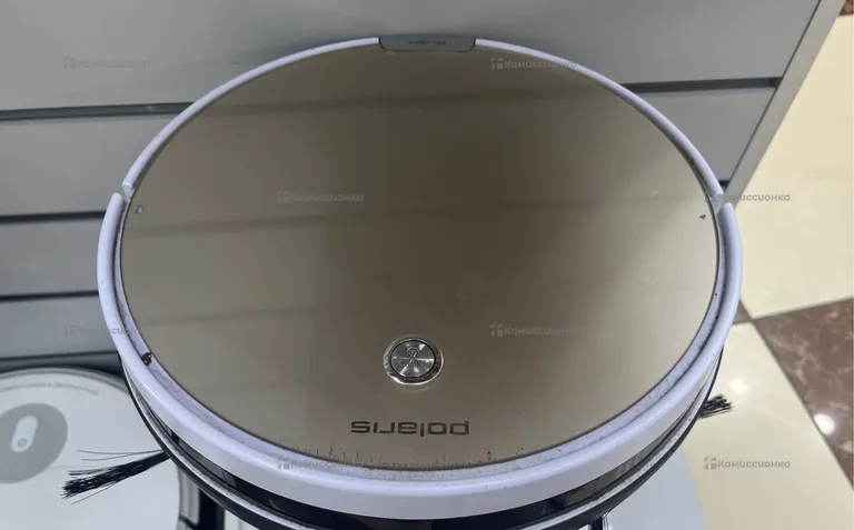 Робот пылесос Polaris PVCR 0726W