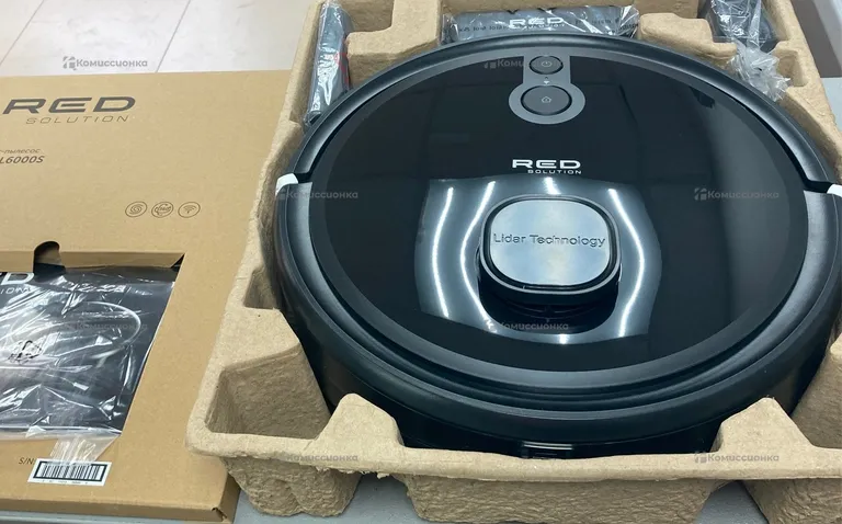 Пылесос  RED Solution RV-RL6000S