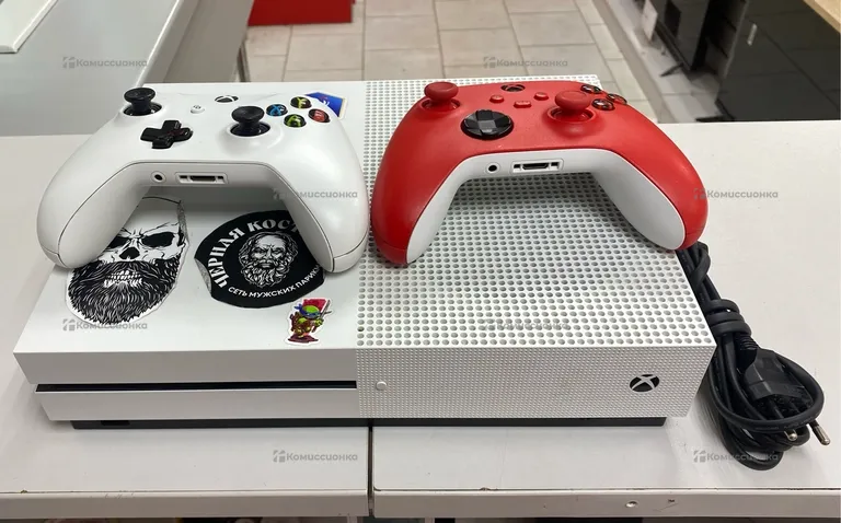 Приставка Xbox X Box one s с дисководом