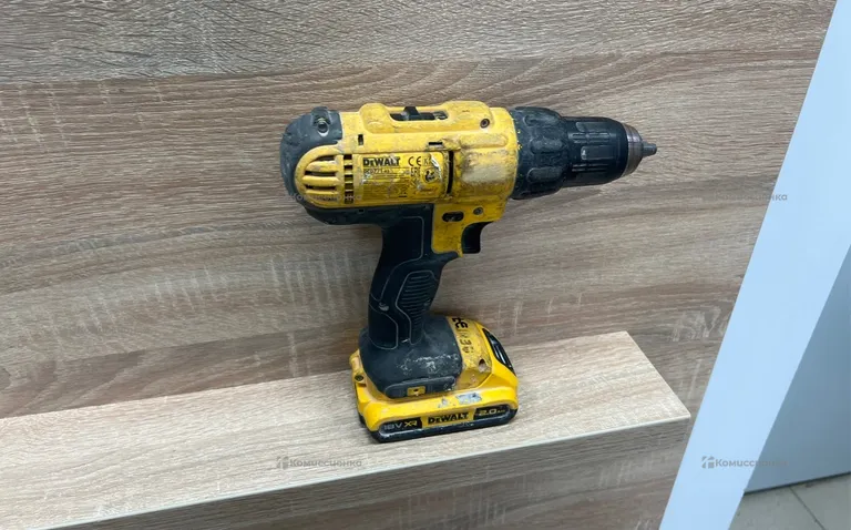 Аккумуляторный шуруповерт DeWalt DCD771-KS