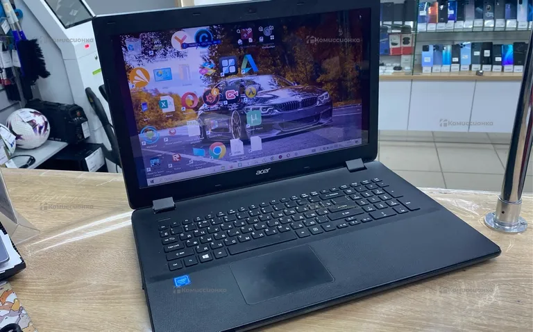 Ноутбук  Acer ES1-731
