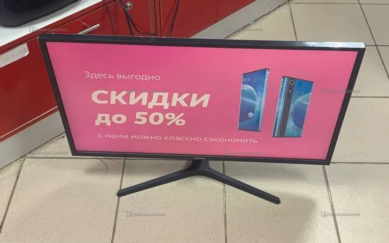 Монитор Samsung U32J590UQI