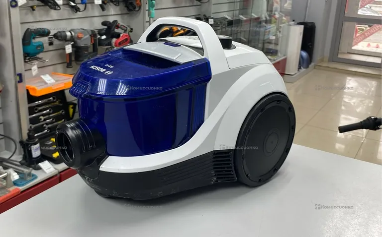 Пылесос  BOSCH GS-10