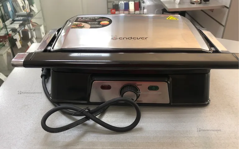 Гриль endever grill master 220