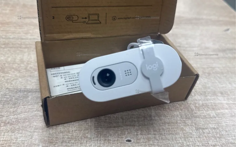 веб-камера Logitech C505e
