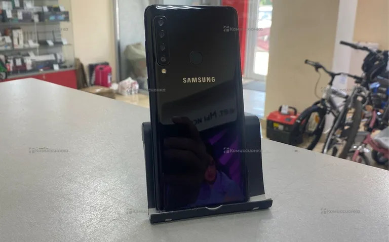 Samsung А9
