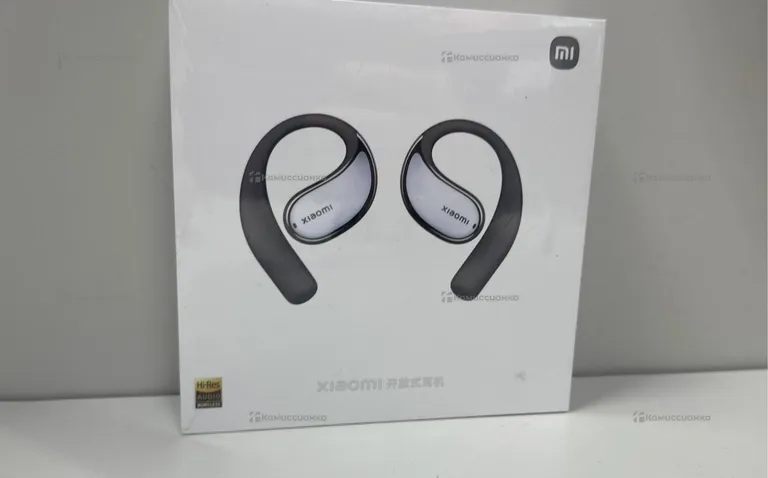 Наушники  Xiaomi M2319E1