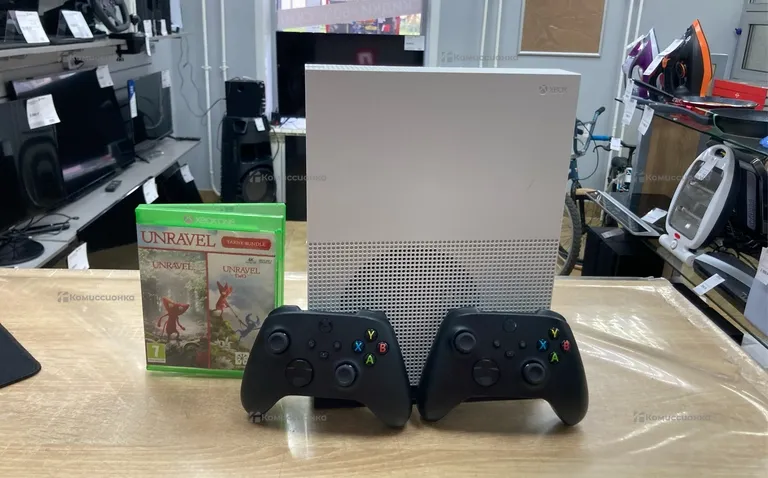 Xbox One S 512 GB