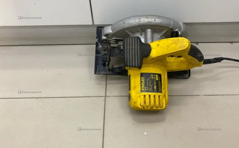 Дисковая пила STANLEY SC16