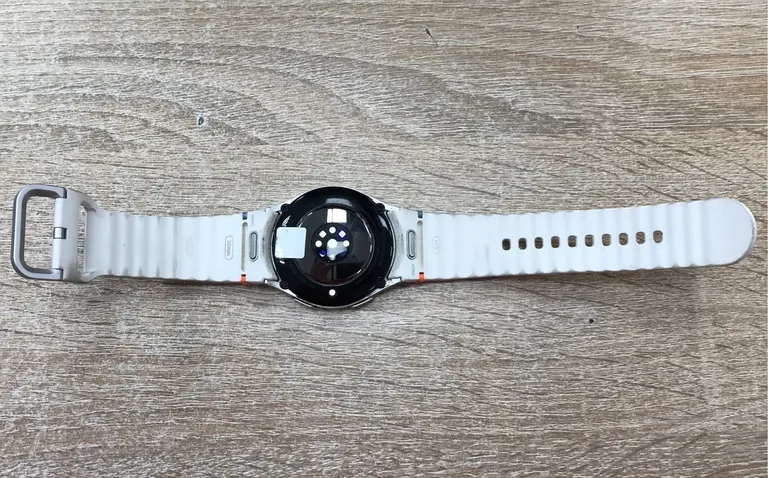 Часы  Samsung watch 7 40mm