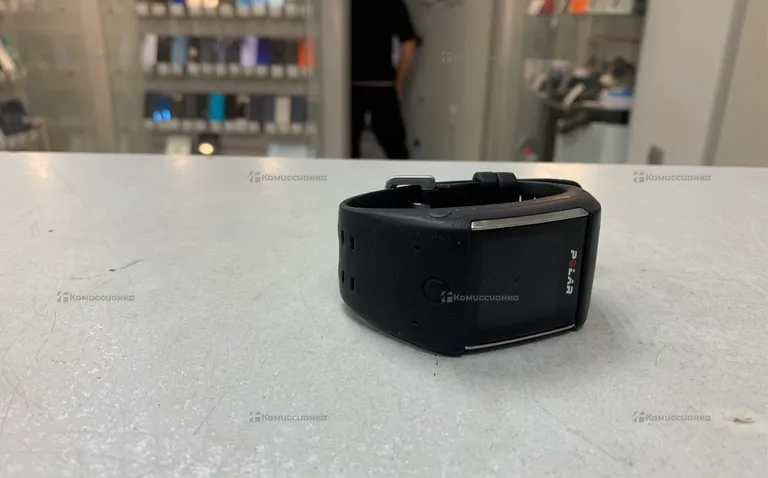 Смарт часы Polar M600