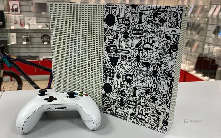 Xbox One S 500 ГБ