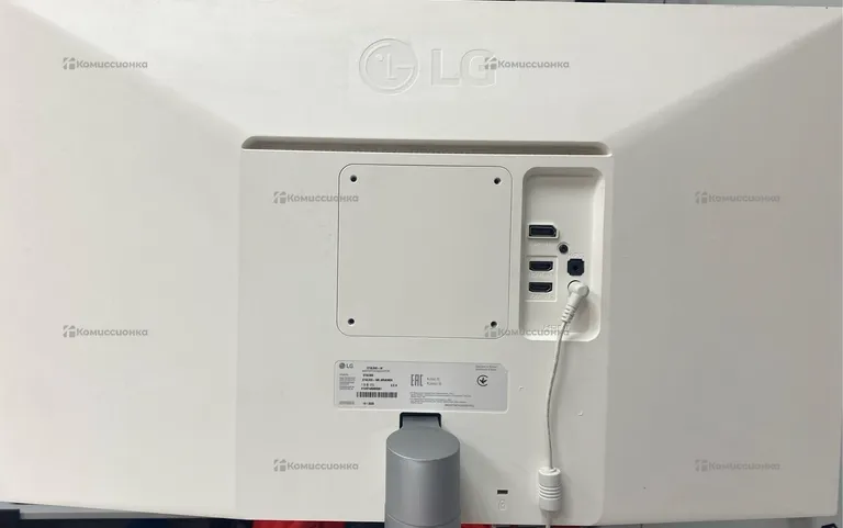 Монитор LG 27UL500-W