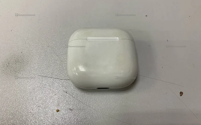 AirPods 4