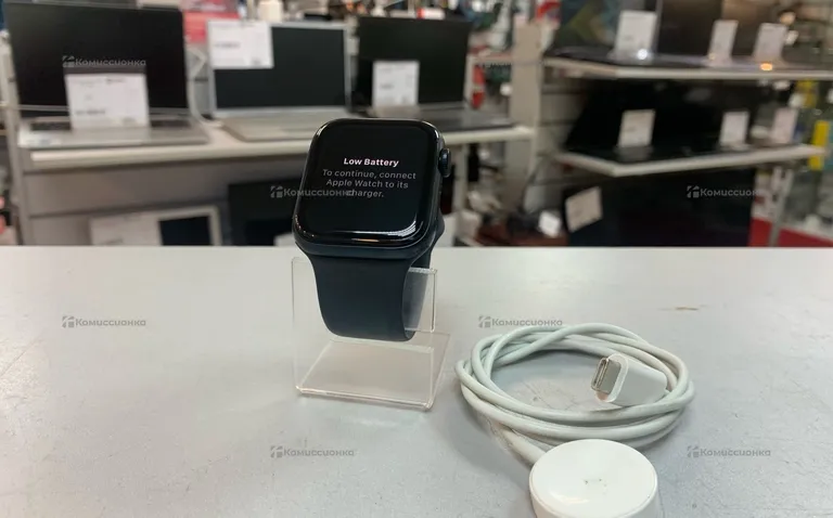 Часы Apple Watch SE