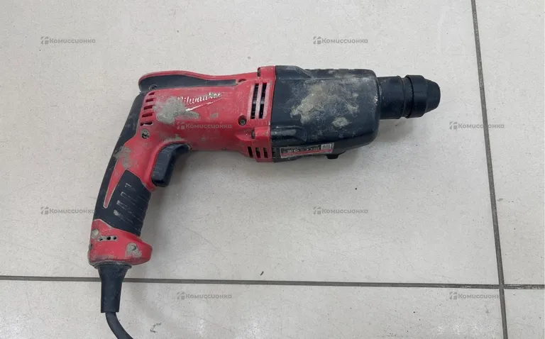 Перфоратор Milwaukee PFH 26